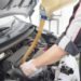 車のエンジンオイルの交換の目安は？役割や交換しなかったらどうなるか徹底解説！！
